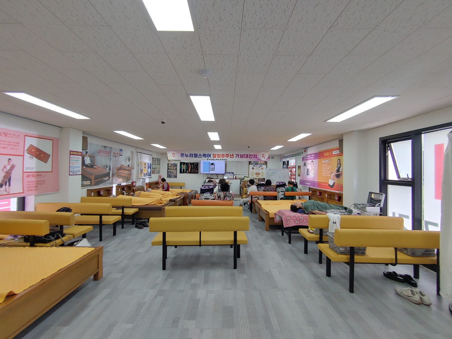 2000769928_tTpQ8VdB_6f1aebc2447b31a350de44e266059f4a94f278e6.jpg 이미지크게보기